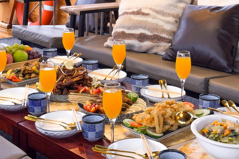 Labuan Bajo: Komodo Islands Tour with Luxury Open Deck Boat