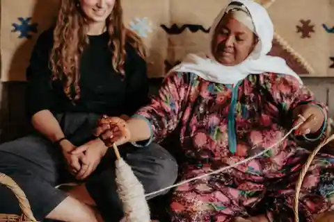 Fès : initiation au filage de la laine