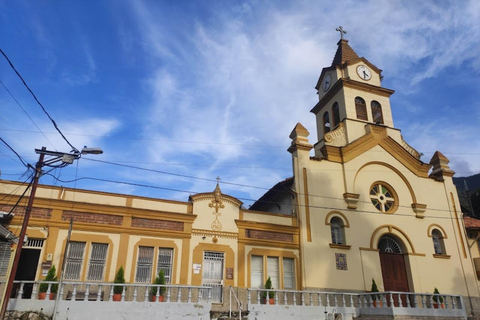 MEDELLIN: TOUR CISNEROS + CORREGIMIENTO SANTIAGO + MUSEO FUNDA TUNEL