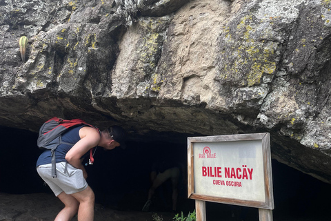 Oaxaca: Mitla Caves, Tlacolula Market, & Textile Tour