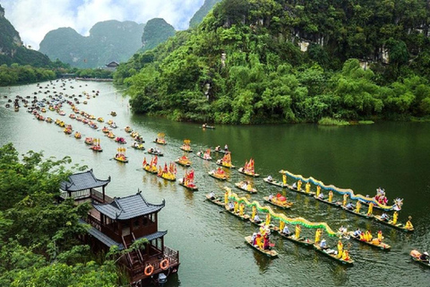 Ninh Binh 2-Day Tour: Hoa Lu, Trang An & Mua Cave
