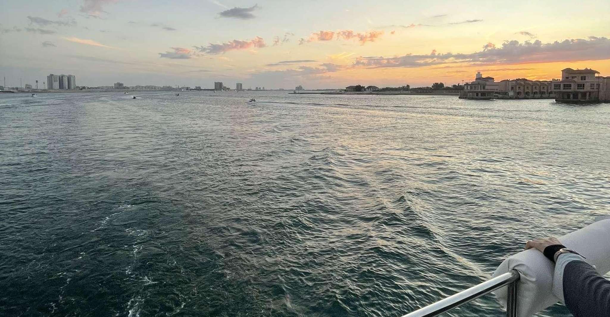 Jeddah: Abhor Creek Sunset Cruise photo 3