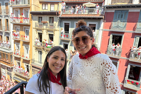Pamplona Bulls: Balcony View & Gourmet Breakfast
