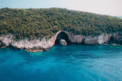 From Benitses/Lefkimmi: Blue Lagoon & Papanikolis Cruise Cruise with Transfer from Southern Corfu to Lefkimmi Port