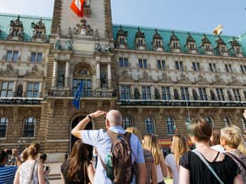 English Hamburg City Center Pay-What-You-Want Walking Tour