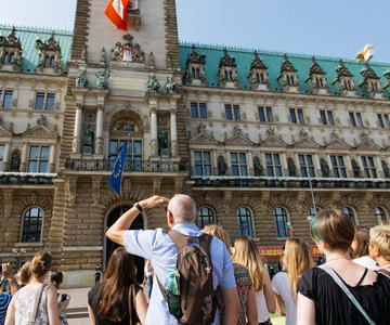English Hamburg City Center Pay-What-You-Want Walking Tour