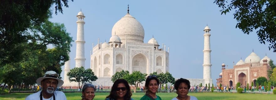 Rishikesh : Visite privée de 2 jours au Taj Mahal avec hébergement