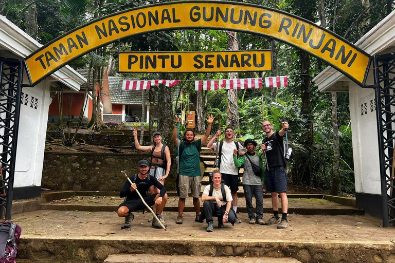 Monte Rinjani Senaru Crater Rim 2 giorni / 1 notte