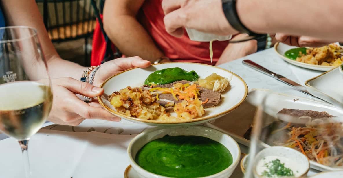 Afbeelding 11 van Wenen: culinaire tour, koffie en marktbezoek met lunch en streetfood