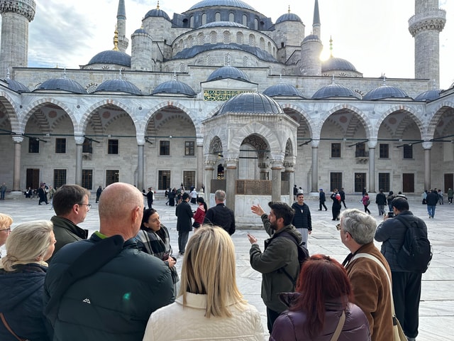 Best of Istanbul in 1 Day: Guided Tour with Bosphorus Cruise