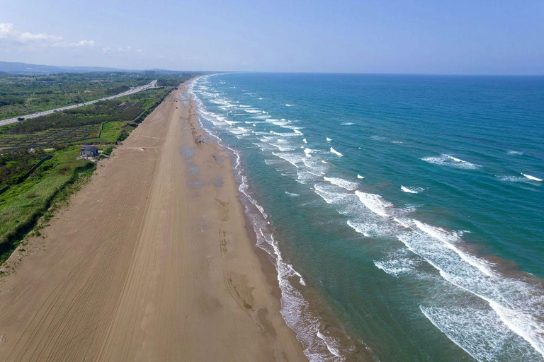 Kanazawa: Beach Drive and Mochi-Making Experience