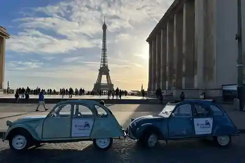 Париж: частная обзорная экскурсия на Citroën 2CV