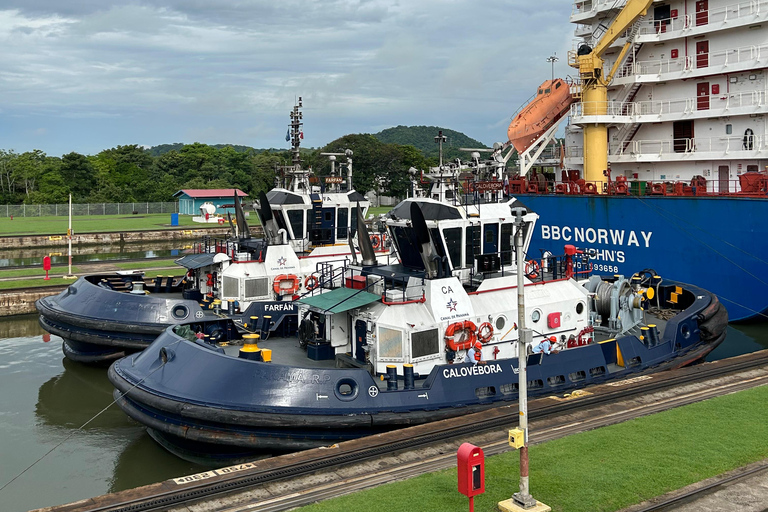 Panama Canal and Old Town City tour - Private