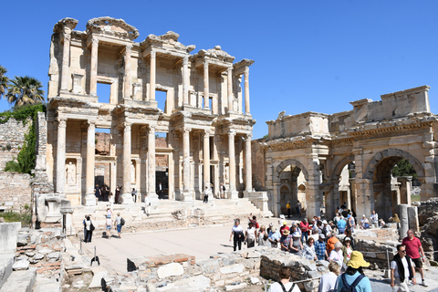 Kusadasi: Ephesus Private Tour with Turkish Bath Experience