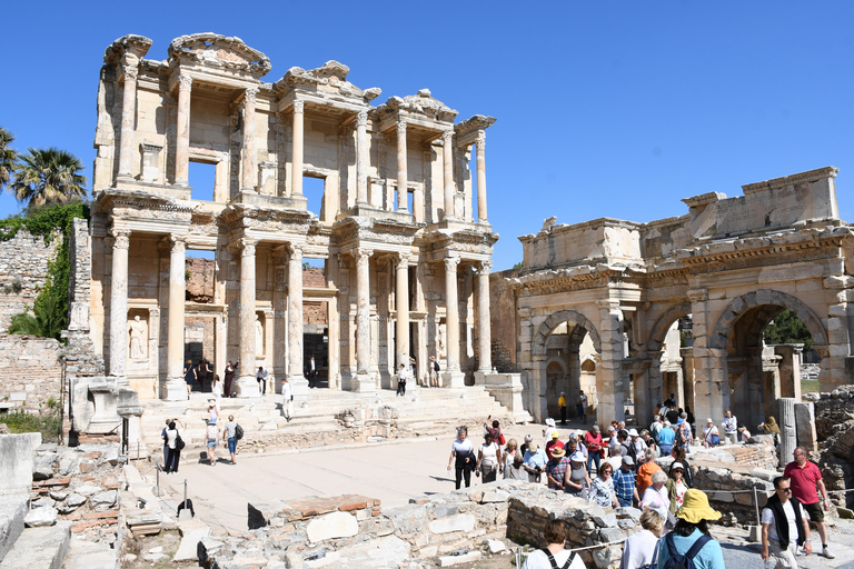 Kusadasi: Ephesus Private Tour with Turkish Bath Experience