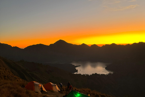Lombok: 3-Tage-Wanderung am Mount Rinjani mit heißen QuellenLombok: 3-tägige Wanderung zum Mount Rinjani mit heißen Quellen