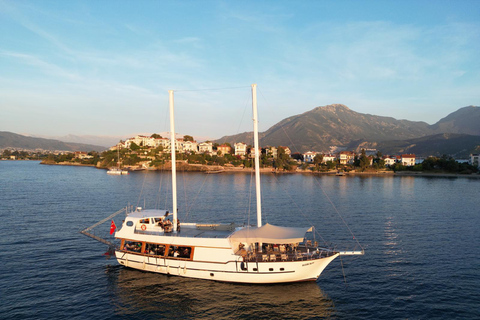 Fethiye: 12 Islands Boat Tour with Lunch and Transfer Option 12 Islands Boat Trip With Hotel Transfer