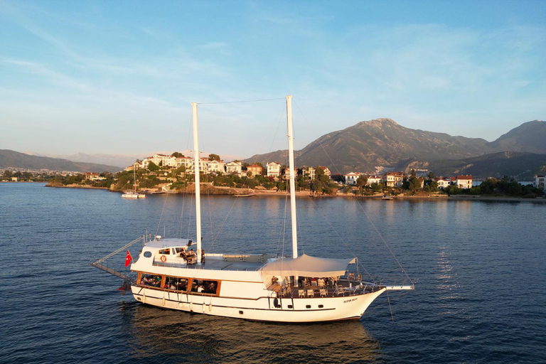 Fethiye: 12 Islands Boat Tour with Lunch and Transfer Option 12 Islands Boat Trip With Hotel Transfer
