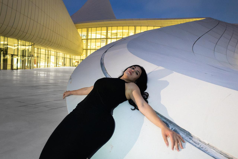 Baku: Heydar Aliyev Center Photoshoot (Flying Dress Option)