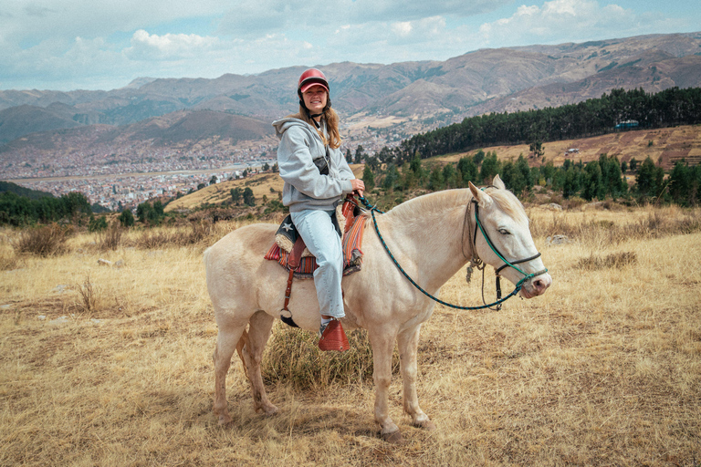Cusco: Horseback Riding and Pachamama Ceremony Tour