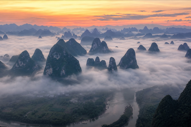 Guilin/Yangshuo: Xianggong Hill Tour & Intercity Transfer Yangshuo Round Trip: Xianggong Hill Tour