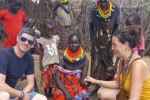 Wycieczki plemienne do doliny Omo z 2 noclegami i 3 dniami z JinkaWycieczki plemienne do doliny Omo z Jinka 2 noce/3 dni Adventure