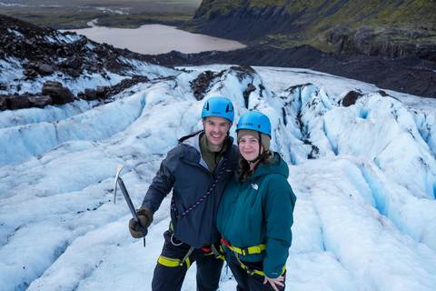 Skaftafell: Glacier Hike and Ice Climbing Tour