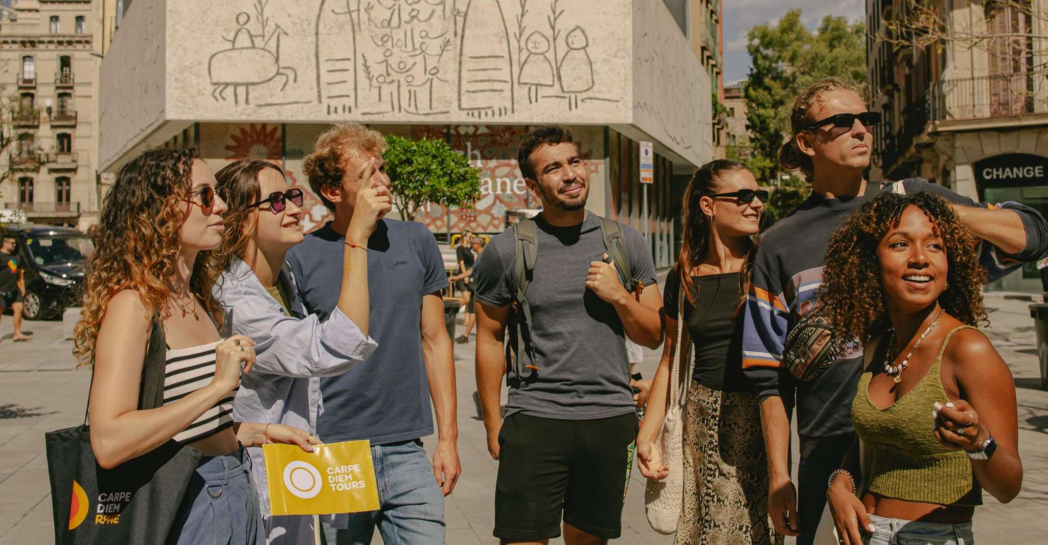 Barcelona: Gothic Quarter Walking Tour with 10+ Attractions photo 7