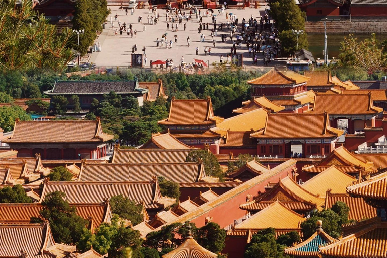 Beijing: Jingshan Park and Imperial Wellness Culture