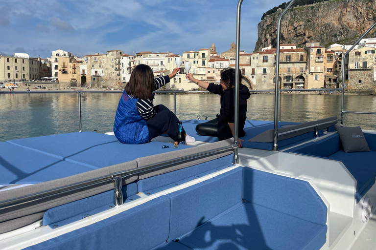 Cefalù: Coast-to-Coast Catamaran Tour