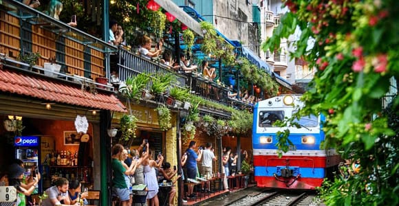 Hanoi Street Food Tour: Old Quarter Food & Local Experiences