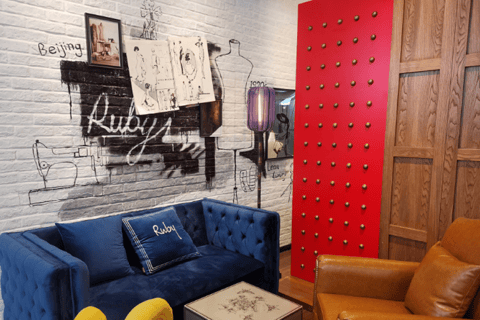 Beijing: Daxing International Airport CHUM Lounge Access Main Terminal Domestic Departure: CHUM VIP Lounge