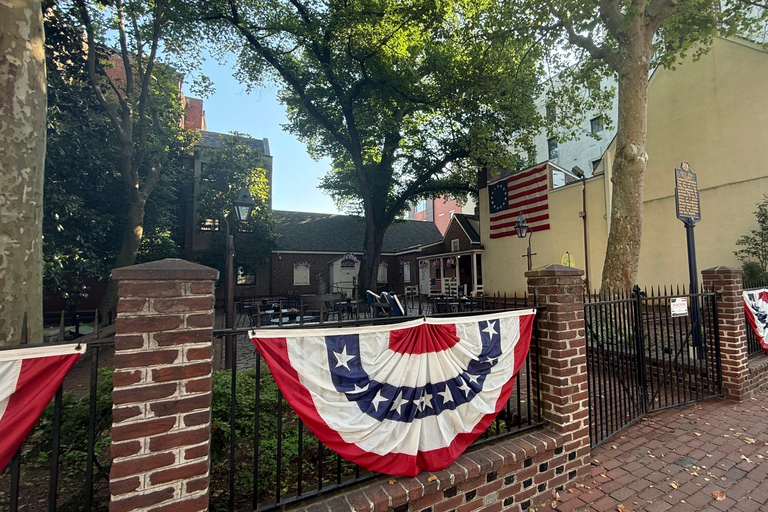 New York – Discover Philadelphia and the Amish Community on a One-Day Tour