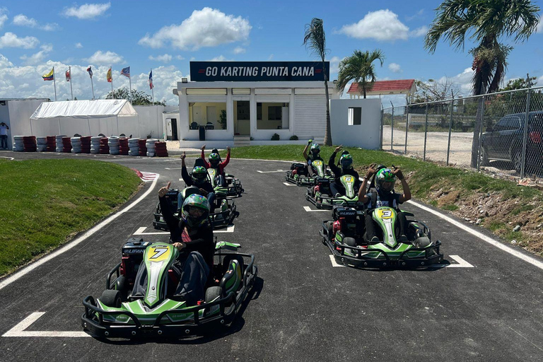 GO KARTS: PUNTA CANA