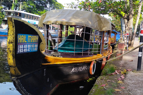 Alleppey: Crucero por los remansos en Shikkara