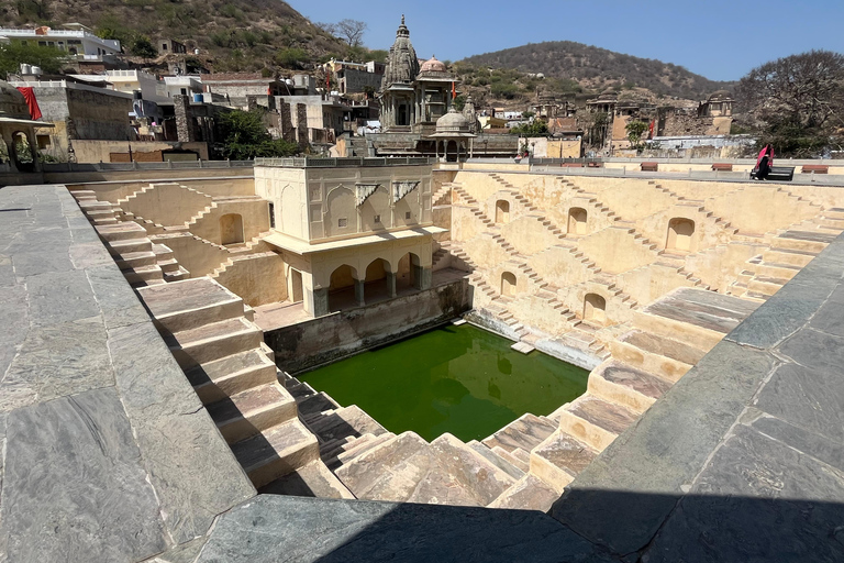 &quot;Jaipur in un giorno: Esplora le meraviglie della città rosa&quot;