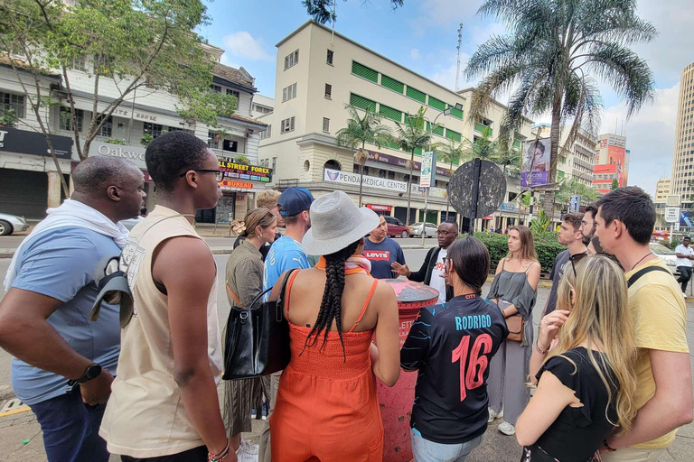 Nairobi: Guided Sightseeing City Tour & Kibera Slum Tapestry