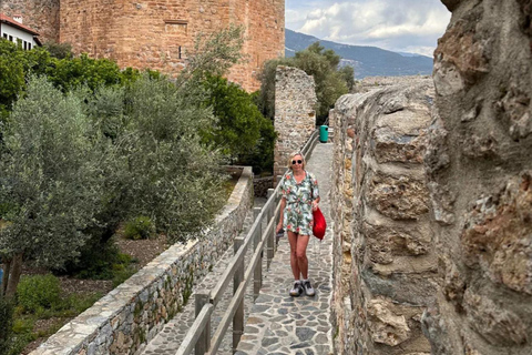 Passeio de trekking pelo Castelo de Alanya com vistas panorâmicasCaminhada pelo Castelo de Alanya com vistas panorâmicas (Norsk)