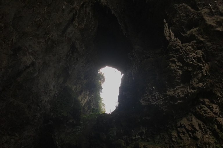 Excursion d'une journée de Guangzhou au Corridor de Yingxi et à la foire aux grottes de la PRITour