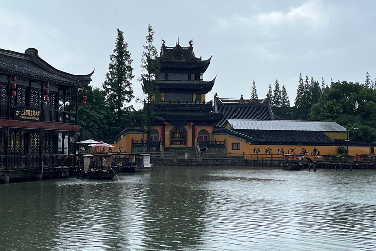 Au départ de Shanghai : Visite de la ville d&#039;eau de Zhujiajiao avec promenade en gondole