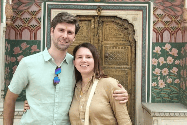 One Day Jaipur Sightseeing Tour with Guide & Sedan Car