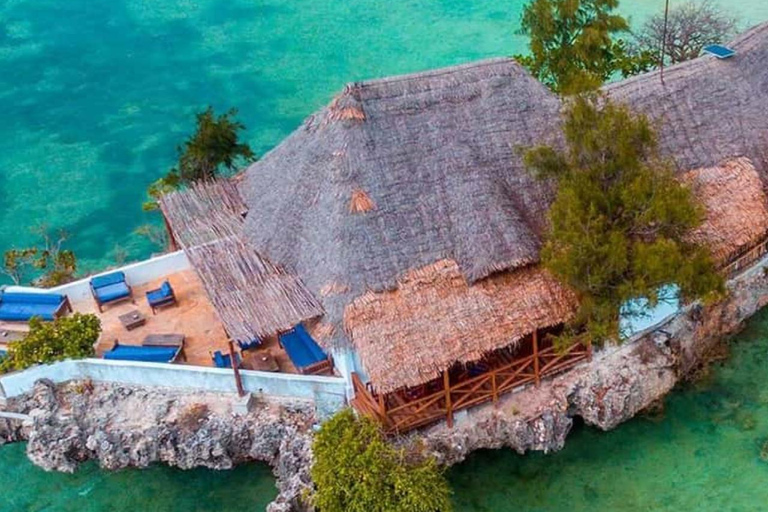 JASKINIA SALAAM: Pływanie z żółwiami i kolacja w restauracji The RockWycieczka obejmuje Odbiór z hotelu i transport powrotny