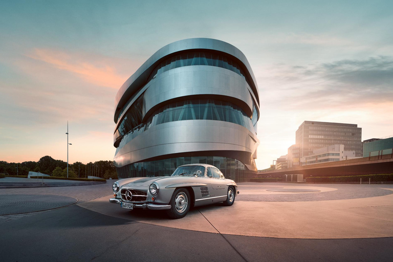 Stuttgart: tour guiado al Museo Mercedes-BenzStuttgart: Visita guiada al Museo Mercedes-Benz