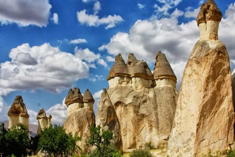 Cappadocia: Red Tour of Valleys, Zelve, and Avanos and Lunch Cappadocia Red Tour