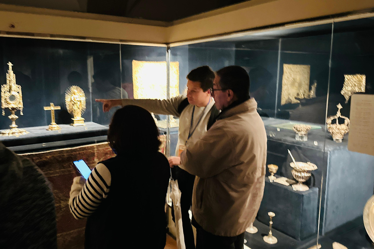 Porto Cathedral Guided Tour with Entrance Tickets