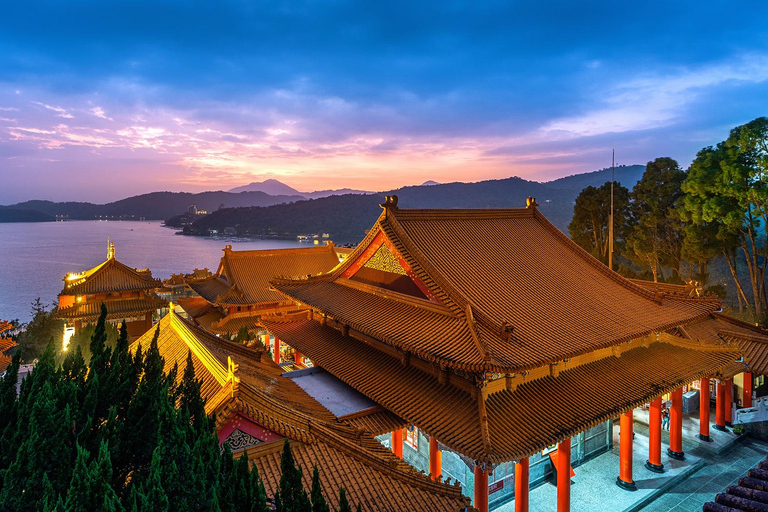 4 Days Private Tour Taipei, Jiufen, Sun Moon Lake & Taichung