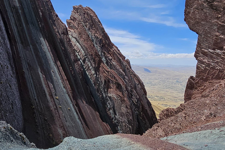 Cusco: Pallaypuncho Ruins and Hiking Day Trip with Lunch