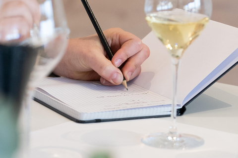 Pierry: Champagne Vincent d'Astrée Blanc de Blancs Workshop Pierry: Champagne Vincent d'Astrée Atelier Blanc de Blancs