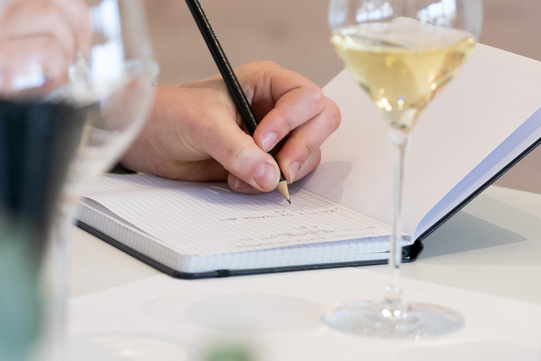 Pierry: Champagne Vincent d'Astrée Blanc de Blancs Workshop Pierry: Champagne Vincent d'Astrée Atelier Blanc de Blancs