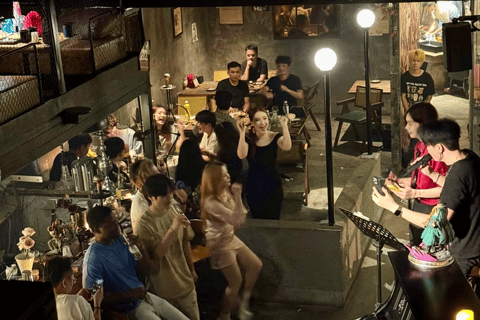 Hangzhou Nightlife: Historic Bar, Live & Local Market